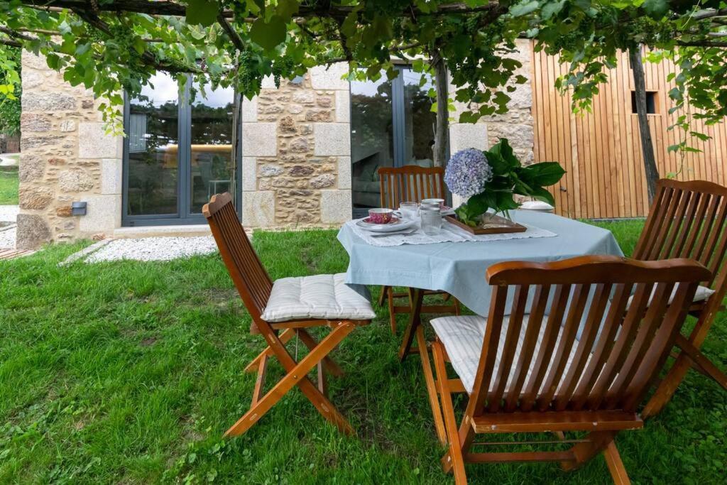 فيلا A Casa De Abaixo, Aloxamento Rural Vedra المظهر الخارجي الصورة